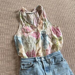 100% Linen Pilcro Floral V-Neck Sleeveless Top in Multi Colors